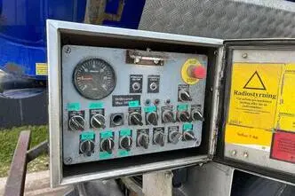 Scania P, 309 kW, дизель, механическая
