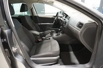 Volkswagen Jetta, 1.2, 77 kW, bensiin, manuaal, esivedu