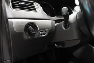 Volkswagen Jetta, 1.2, 77 kW, bensiin, manuaal, esivedu