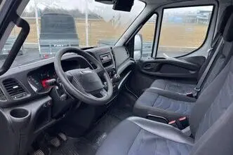 Iveco Daily, 3.0, 132 kW, diesel, manual, rear-wheel drive