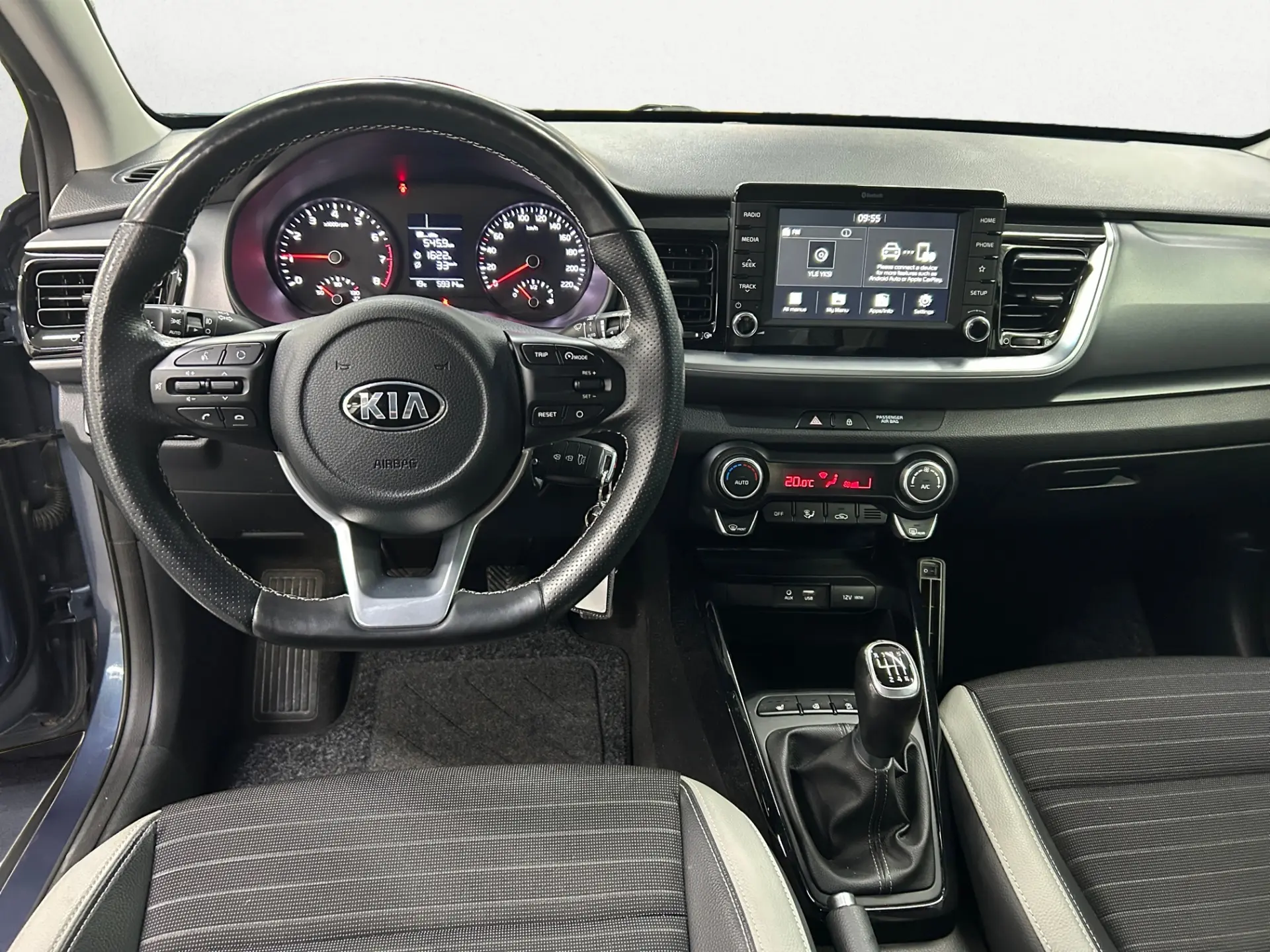 Kia Stonic, 1.0, 88 kW, бензин, механическая, передний привод