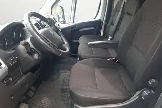 Peugeot Boxer, 2.2, 88 kW, diesel, manual, front-wheel drive