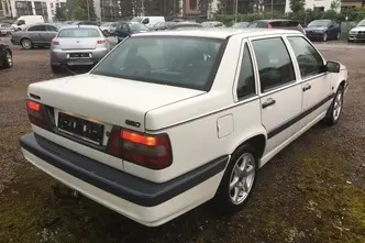 Volvo 850, 2.4, 103 kW, petrol, automatic, front-wheel drive