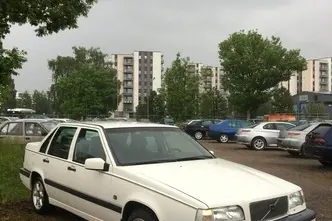 Volvo 850, 2.4, 103 kW, petrol, automatic, front-wheel drive