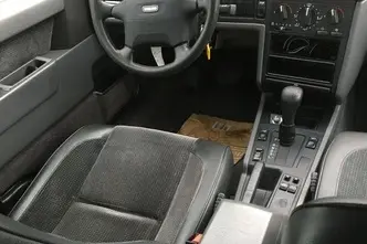 Volvo 850, 2.4, 103 kW, petrol, automatic, front-wheel drive