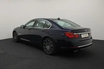 BMW 730, 3.0, 190 kW, дизель, автомат, задний привод