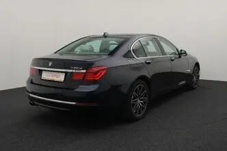 BMW 730, 3.0, 190 kW, дизель, автомат, задний привод
