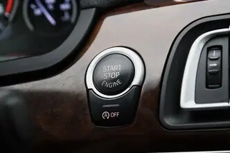 BMW 730, 3.0, 190 kW, дизель, автомат, задний привод
