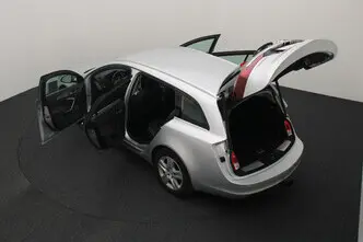 Opel Insignia, 1.6, 100 kW, diisel, manuaal, esivedu