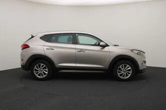 Hyundai Tucson, 1.6, 97 kW, бензин, механическая, передний привод
