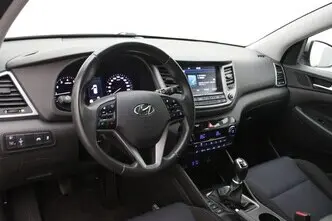 Hyundai Tucson, 1.6, 97 kW, бензин, механическая, передний привод