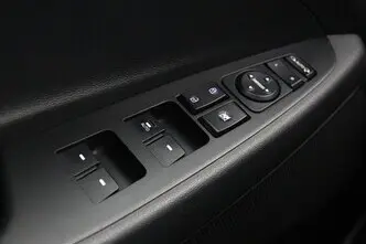 Hyundai Tucson, 1.6, 97 kW, бензин, механическая, передний привод