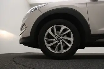 Hyundai Tucson, 1.6, 97 kW, бензин, механическая, передний привод