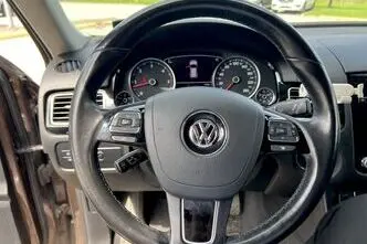 Volkswagen Touareg, 3.0, 150 kW, diesel, automatic, four-wheel drive