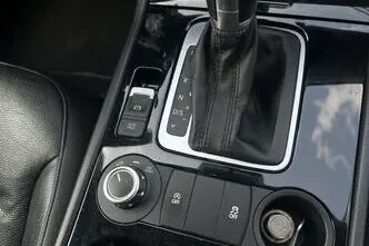 Volkswagen Touareg, 3.0, 150 kW, diesel, automatic, four-wheel drive
