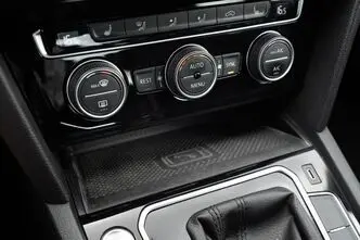 Volkswagen Passat, 1.5, 110 kW, бензин, автомат, передний привод