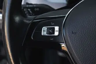 Volkswagen Up, 61 kW, elekter, manuaal