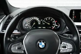 BMW X3, 2.0, 135 kW, petrol, automatic, four-wheel drive