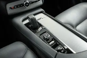 Volvo XC90, 2.0, 184 kW, bensiin, automaat, nelikvedu