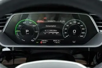 Audi e-tron, 300 kW, elekter, automaat, nelikvedu