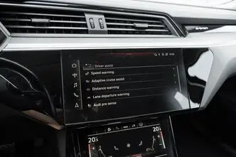 Audi e-tron, 300 kW, elekter, automaat, nelikvedu