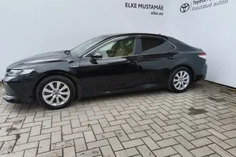 Toyota Camry, 2.5, 131 kW, hybrid, automatic, front-wheel drive