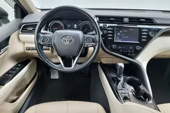 Toyota Camry, 2.5, 131 kW, hybrid, automatic, front-wheel drive