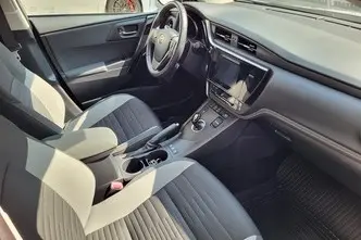 Toyota Auris, 1.8, 73 kW, hübriid, automaat, esivedu
