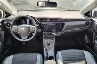 Toyota Auris, 1.8, 73 kW, hübriid, automaat, esivedu