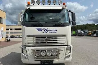 Volvo FH480, 353 kW, diesel, automatic