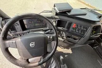 Volvo FH480, 353 kW, diesel, automatic