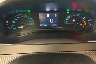 Peugeot e-2008, elekter, automaat, esivedu
