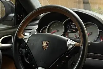 Porsche Cayenne, 4.8, 450 kW, бензин, полуавтомат, полный привод