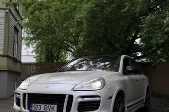 Porsche Cayenne, 4.8, 450 kW, бензин, полуавтомат, полный привод