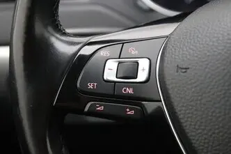 Volkswagen Jetta, 1.2, 77 kW, bensiin, manuaal, esivedu