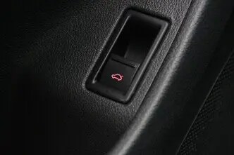 Volkswagen Jetta, 1.2, 77 kW, bensiin, manuaal, esivedu