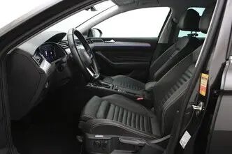 Volkswagen Passat, 2.0, 90 kW, diesel, automatic, front-wheel drive