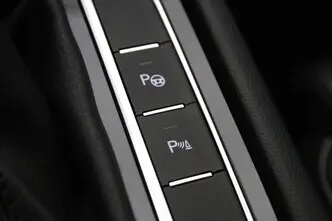 Volkswagen Passat, 2.0, 90 kW, diesel, automatic, front-wheel drive