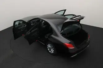 Mercedes-Benz E 220, 2.0, 143 kW, diisel, automaat, tagavedu