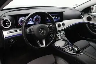 Mercedes-Benz E 220, 2.0, 143 kW, diisel, automaat, tagavedu