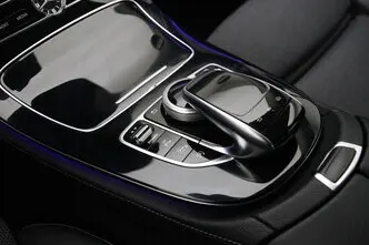 Mercedes-Benz E 220, 2.0, 143 kW, diisel, automaat, tagavedu