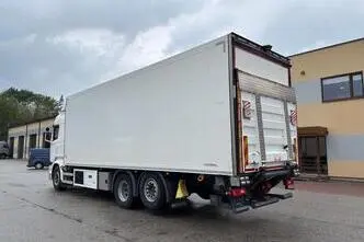 Scania R580, 427 kW, дизель, автомат