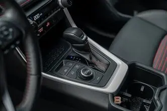 Toyota RAV4, 2.5, 225 kW, pistikhübriid, automaat, nelikvedu