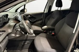 Peugeot 208, 1.2, 81 kW, bensiin, automaat, esivedu