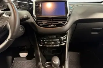 Peugeot 208, 1.2, 81 kW, bensiin, automaat, esivedu