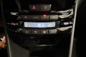 Peugeot 208, 1.2, 81 kW, bensiin, automaat, esivedu