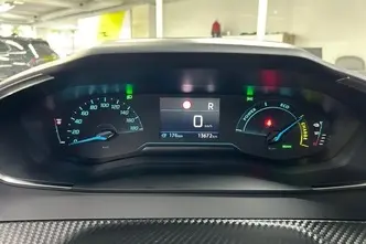 Peugeot e-2008, elekter, automaat, esivedu