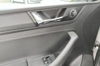 Škoda Rapid, 1.0, 70 kW, bensiin, automaat, esivedu