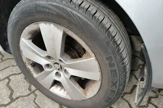 Škoda Rapid, 1.0, 70 kW, bensiin, automaat, esivedu