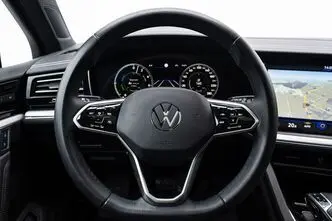 Volkswagen Touareg, 3.0, 279 kW, bensiin, automaat, nelikvedu